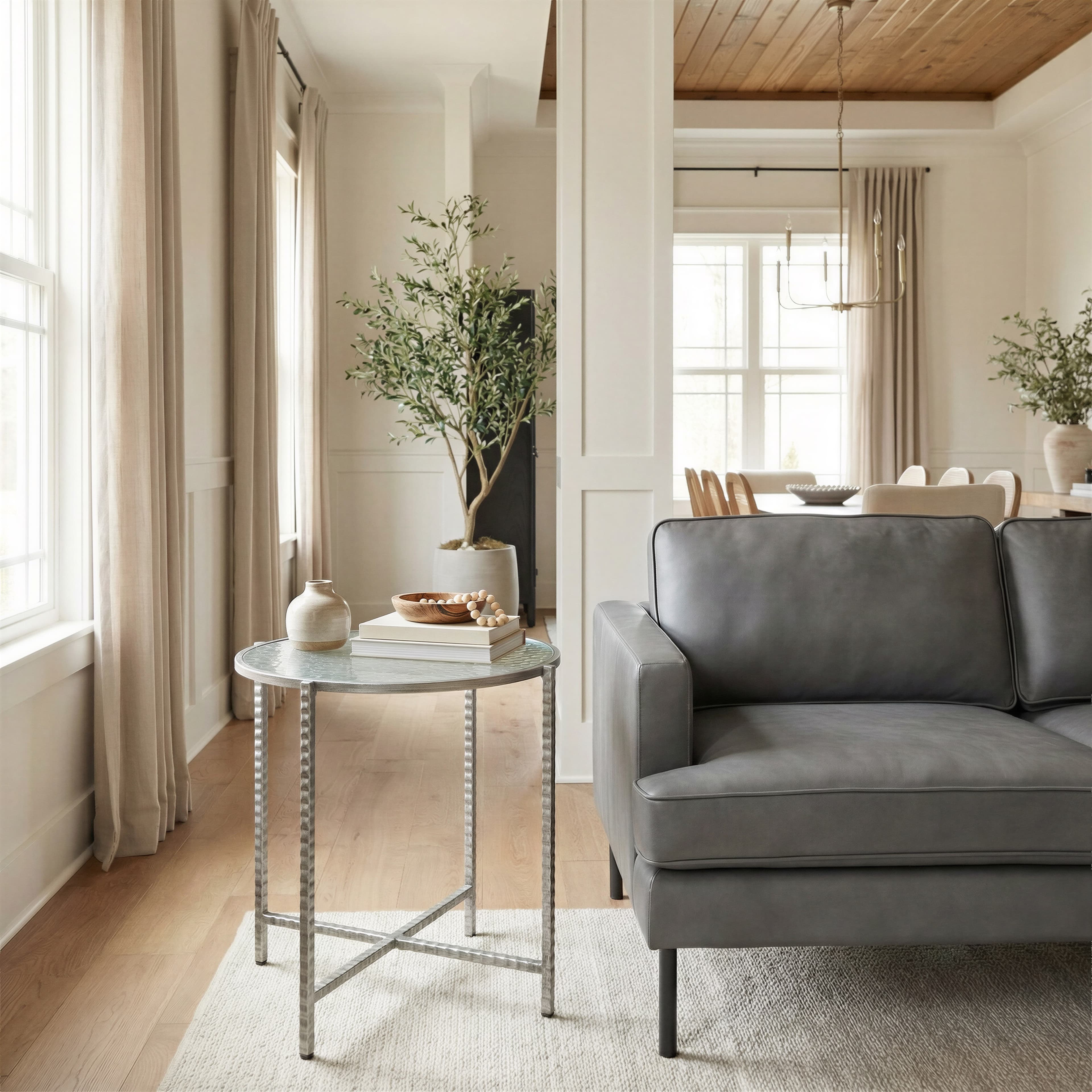 Vetro Side Table Silver product image